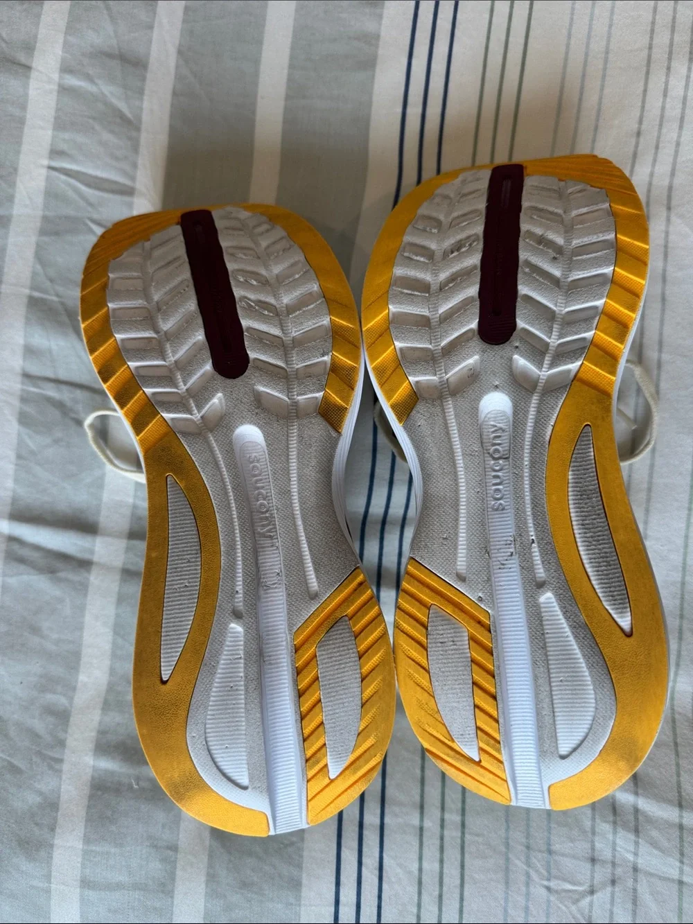 Saucony Endorphin Shift 3 running shoes.